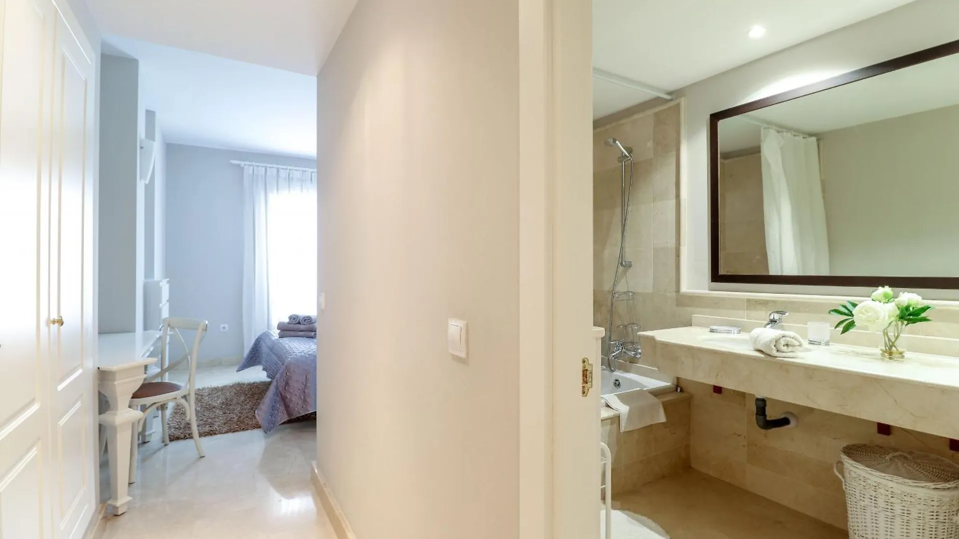 La Goleta - San Pedro Beachside, 200M Beach Marbella Apartment