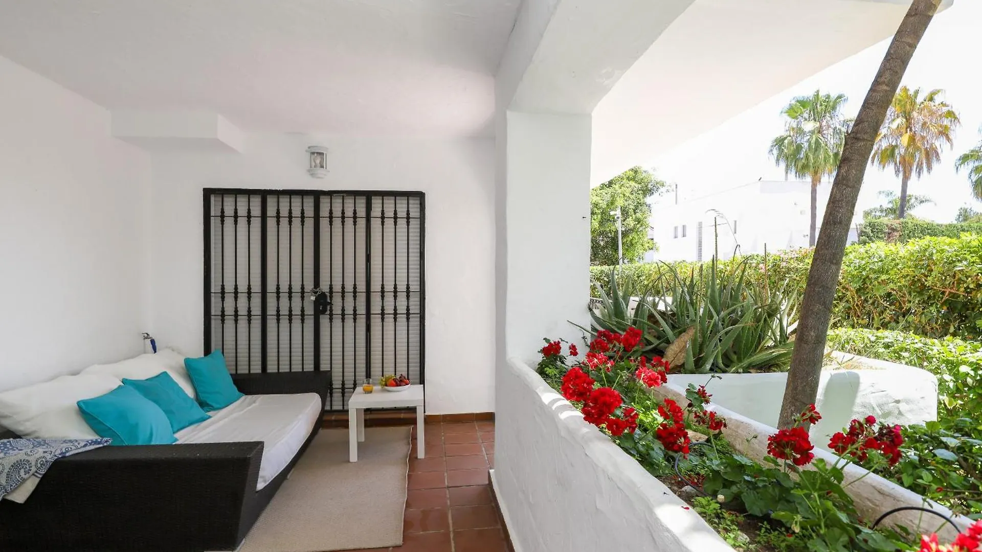 Apartment La Goleta - San Pedro Beachside, 200M Beach Marbella Spain